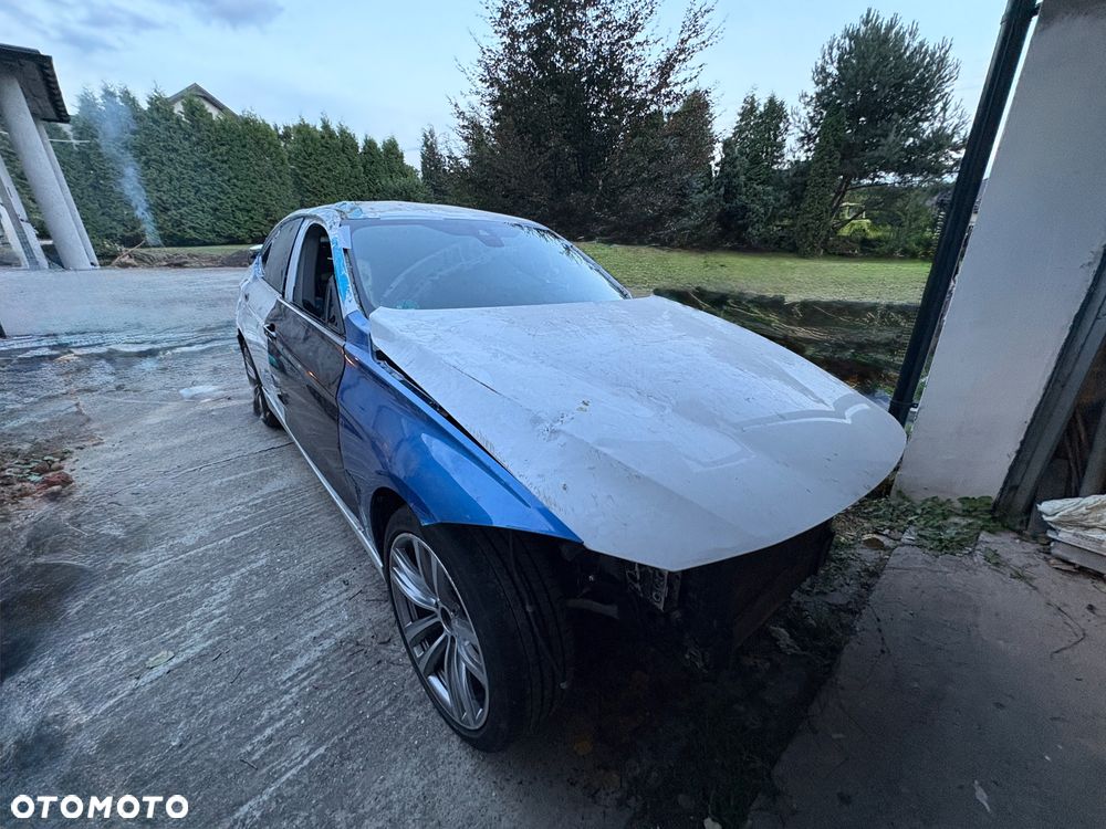 BMW 3 Series 2015 photo 3