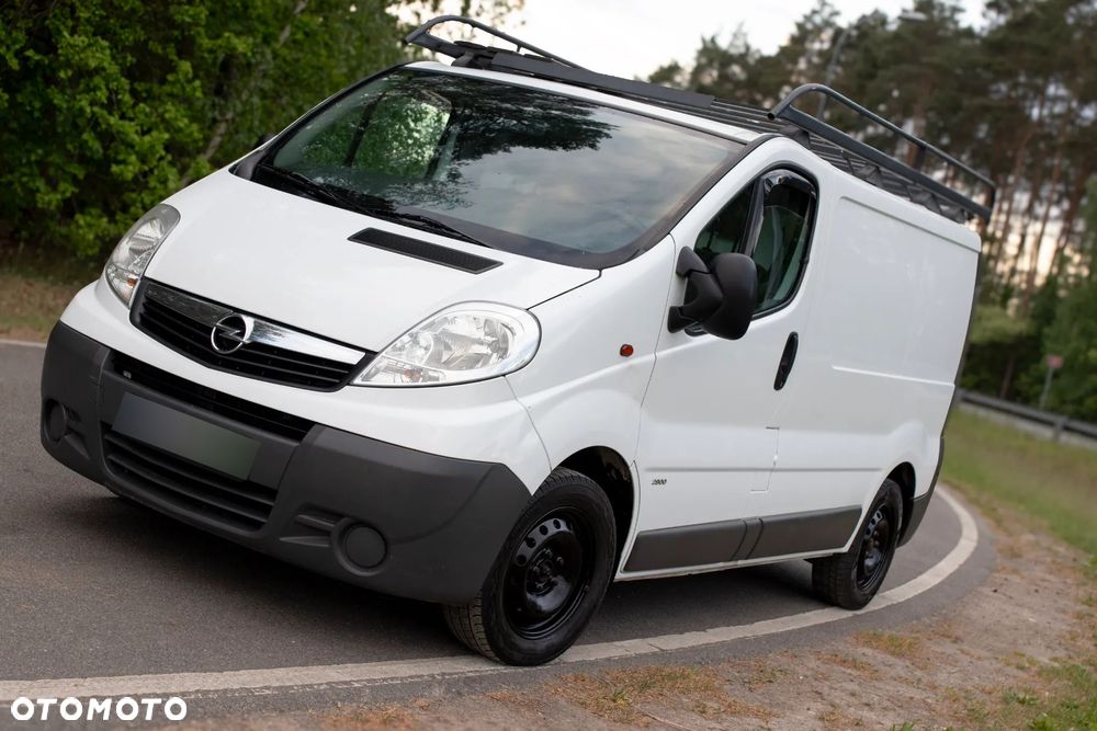 Opel Vivaro - 1