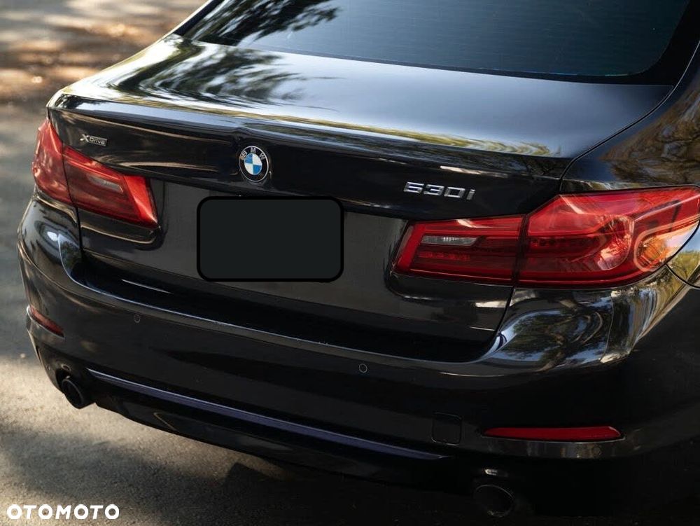 BMW Seria 5 530i xDrive Luxury Line sport - 15