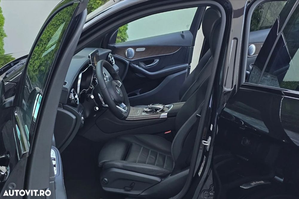 Mercedes-Benz GLC 220 d 4MATIC 9G-TRONIC AMG Line - 12