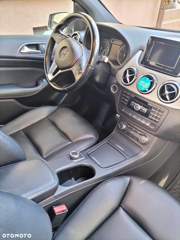 Mercedes-Benz Klasa B 180 CDI (BlueEFFICIENCY) 7G-DCT - 6