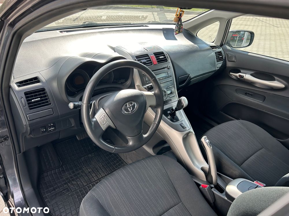 Toyota Auris 1.4 D-4D Premium MM - 14