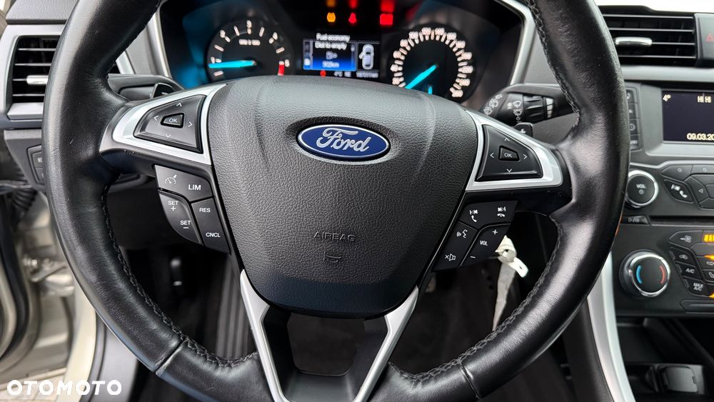 Ford Mondeo - 22