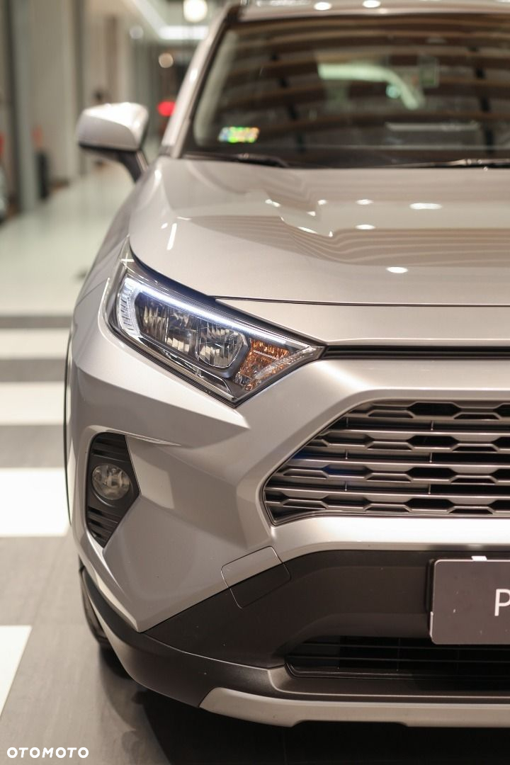 Toyota RAV4 - 30
