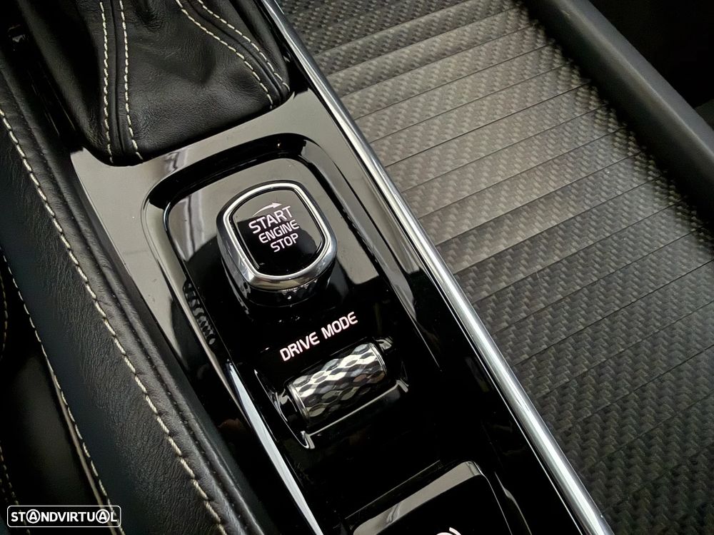Volvo V90 D5 AWD Geartronic R Design - 36