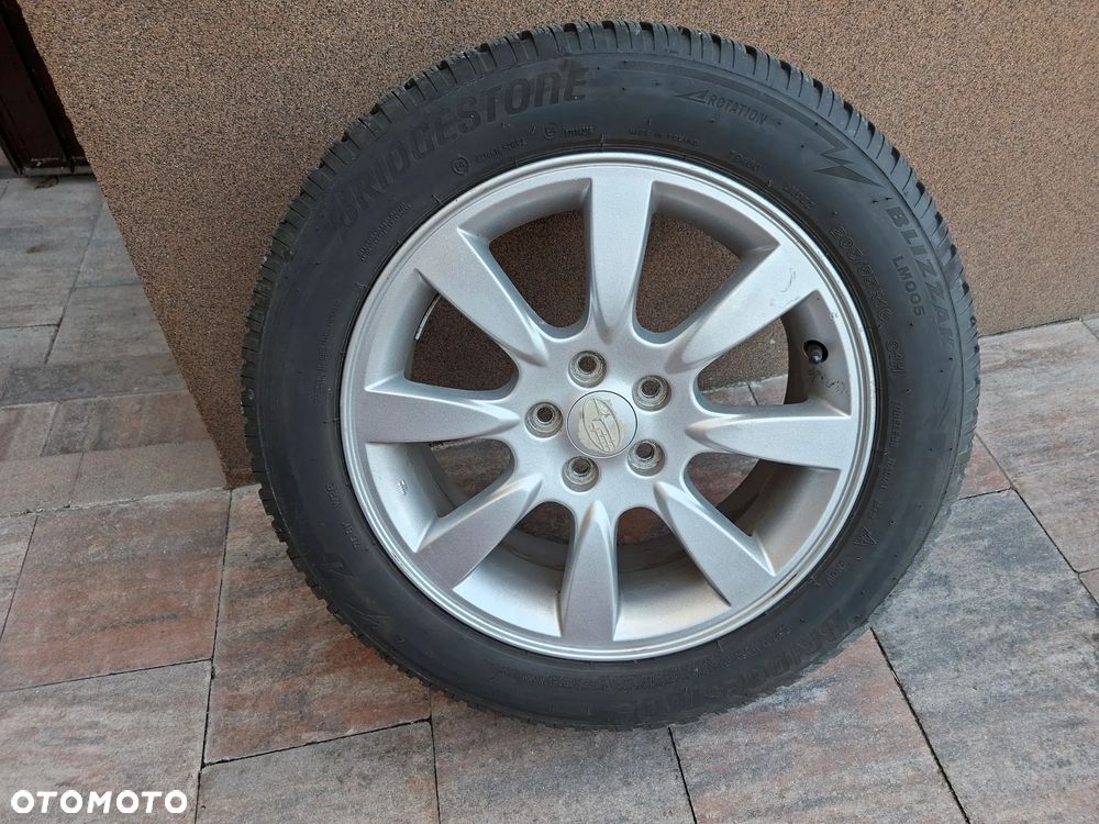 Subaru Legacy 2.0R Trend - 26