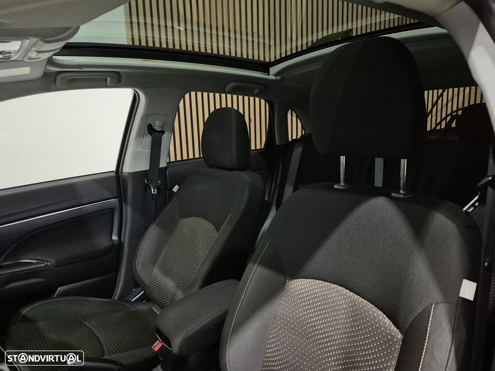 Mitsubishi ASX 1.6 Cross City - 28