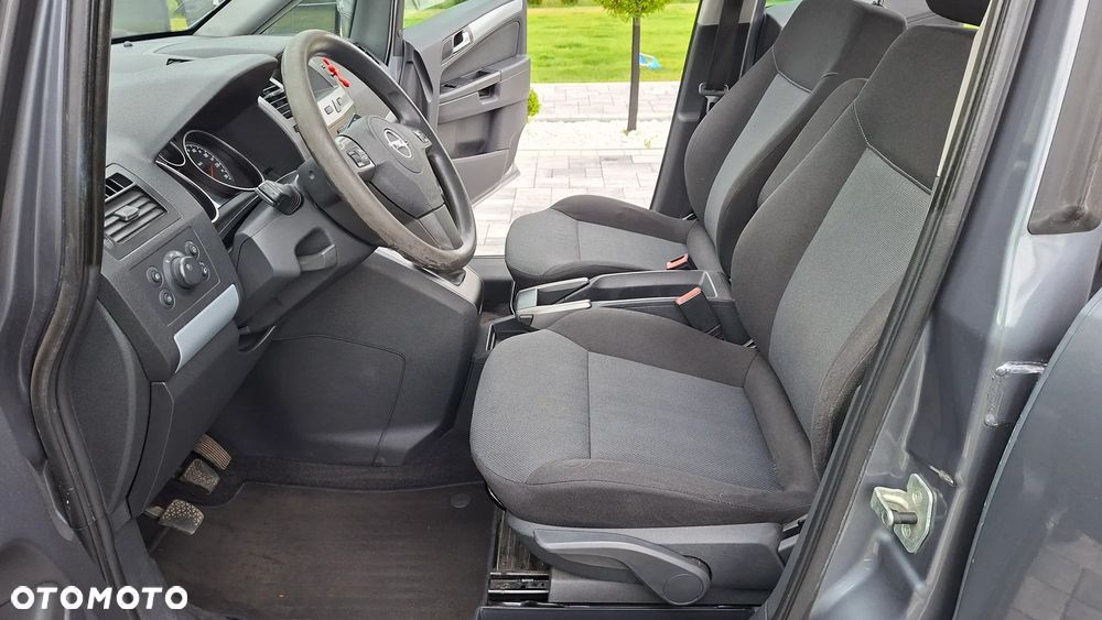 Opel Zafira 1.8 Enjoy - 10