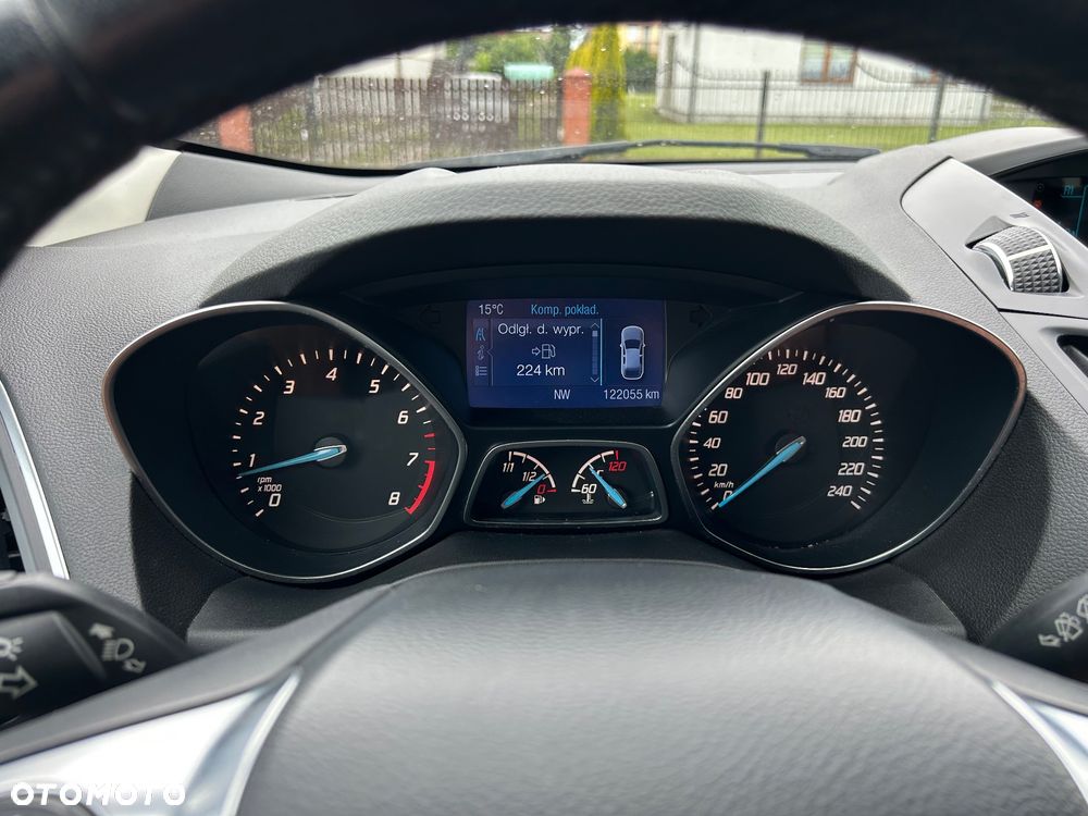Ford Kuga 1.5 EcoBoost 2x4 Titanium - 23