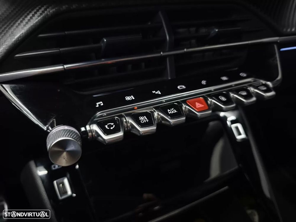 Peugeot 2008 1.5 BlueHDi GT Line EAT8 - 41