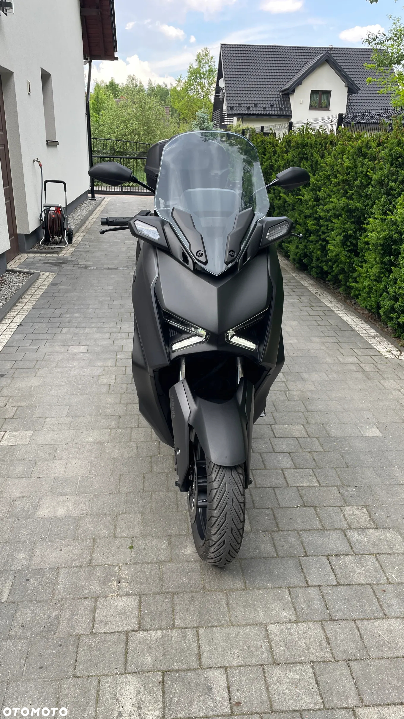 Yamaha X-max - 4
