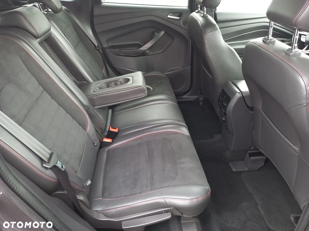 Ford Kuga 2.0 TDCi 4x4 ST-Line - 17