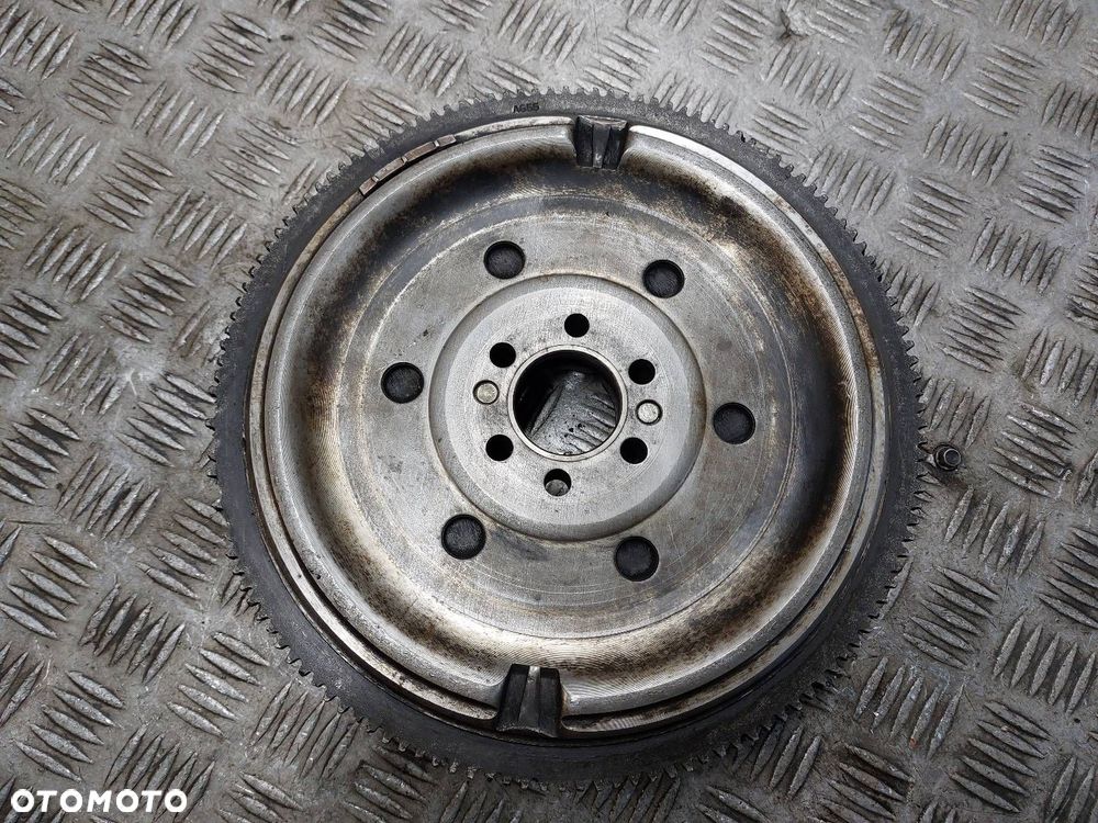 KOŁO DWUMASOWE DO REGENERACJI AUDI A4 B5 1.8 T AEB - 3