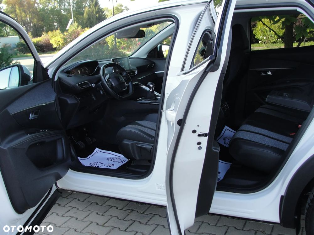 Peugeot 3008 BlueHDi 130 Stop & Start Allure - 19