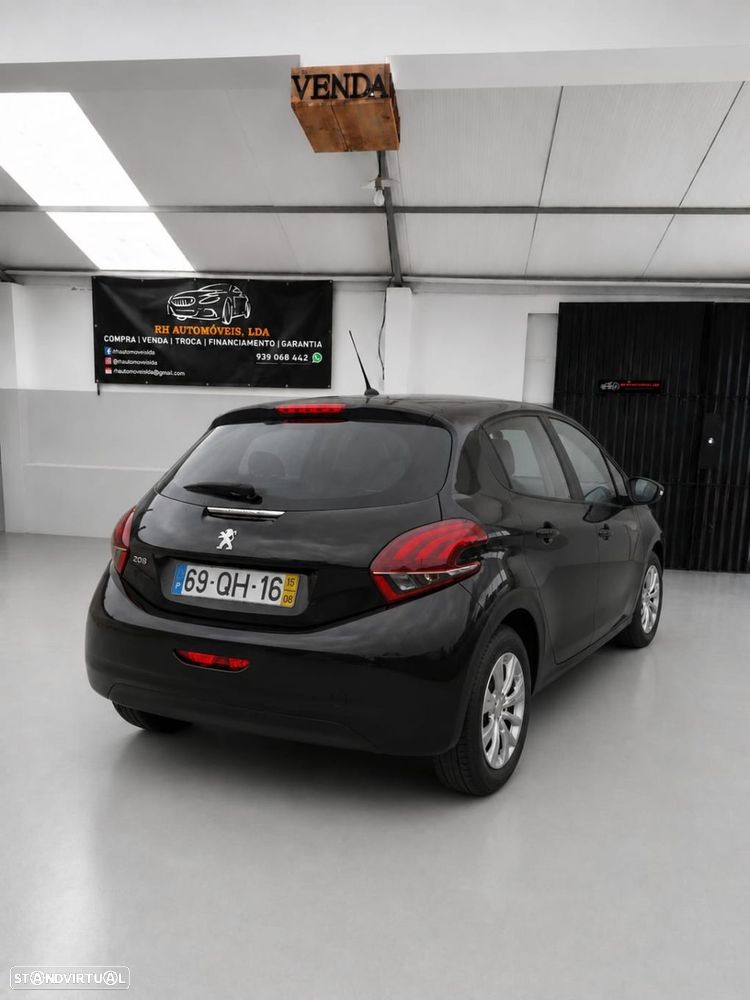 Peugeot 208 1.4 HDi Active - 2