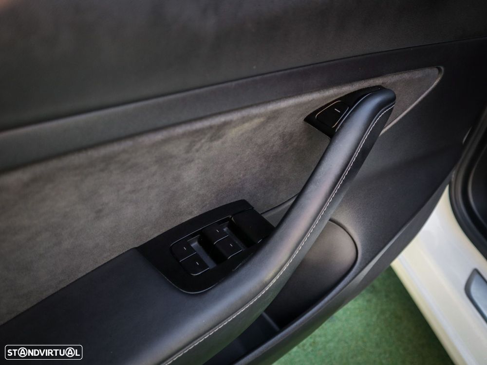 Tesla Model 3 Standard Range Plus RWD - 27