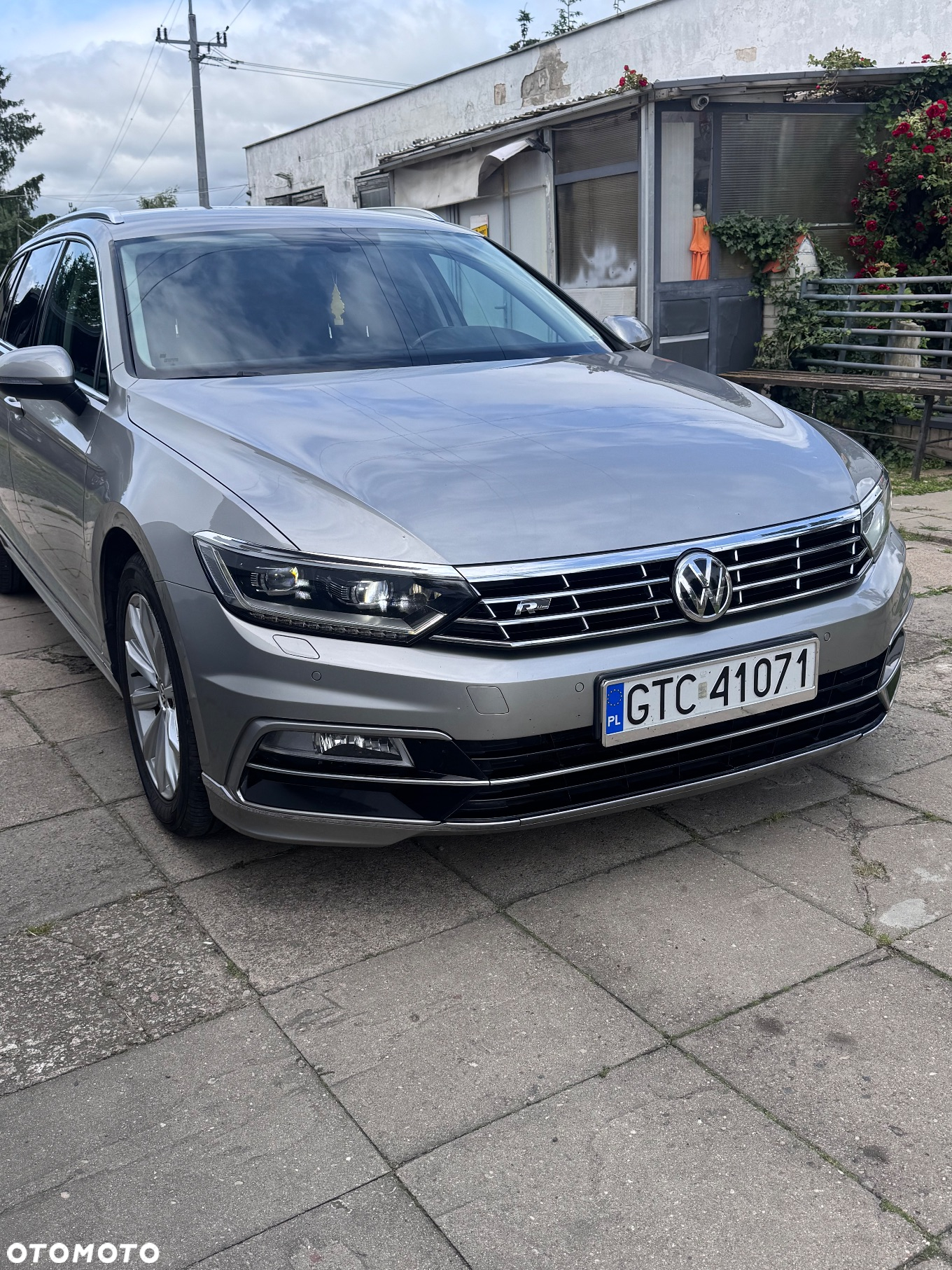Volkswagen Passat - 2