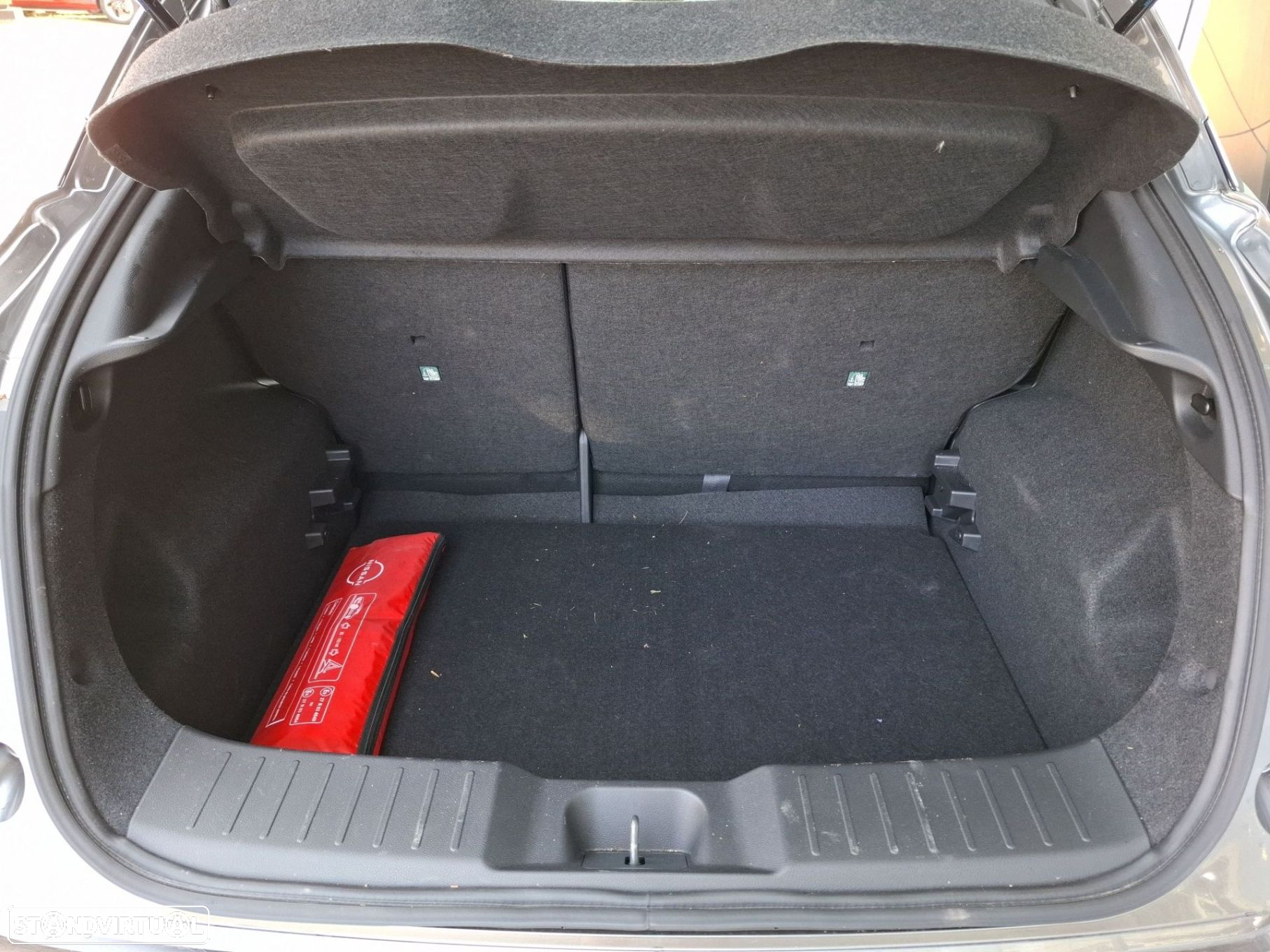 Nissan Juke 1.0 DIG-T N-Connecta - 27