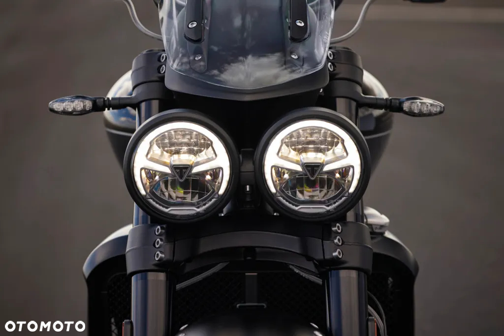 Triumph Rocket - 5