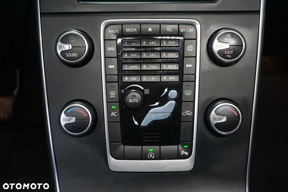 Volvo V60 D2 Kinetic - 34