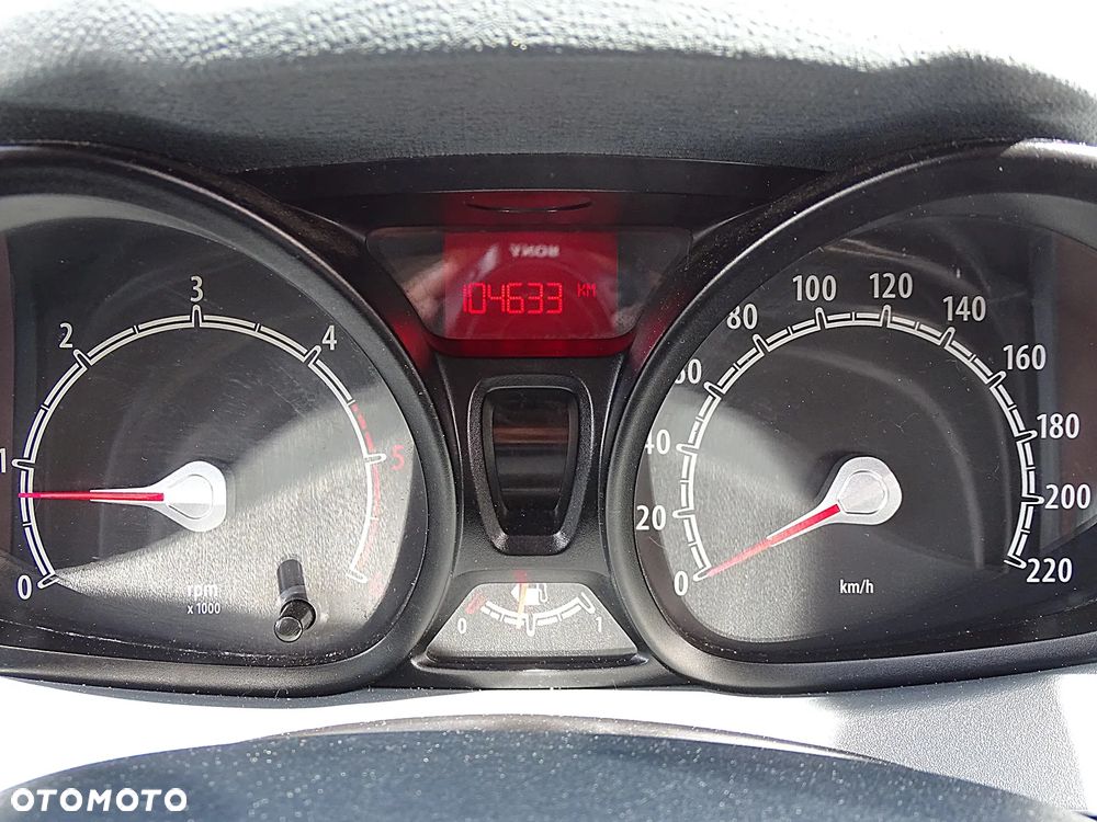 Ford Fiesta 1.4 TDCi Ghia - 34