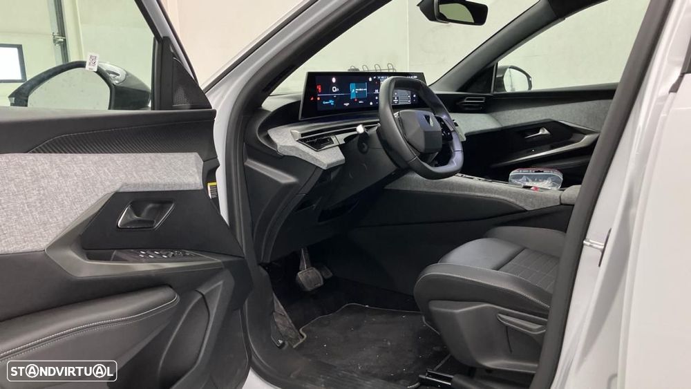Peugeot E-3008 73 kWh Allure - 5