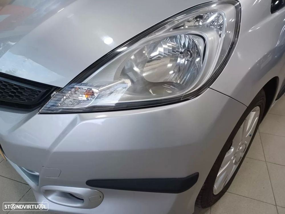 Honda Jazz 1.4 i-VTEC CVT Exclusive - 22