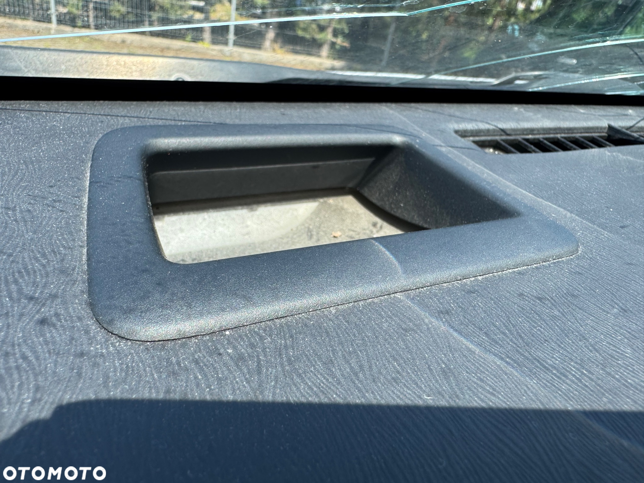 Toyota Prius+ (Hybrid) Comfort - 13