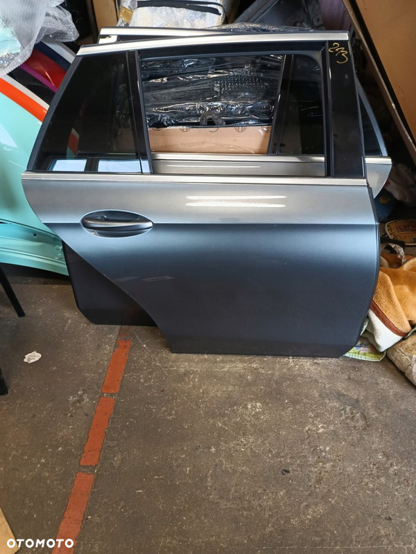 Mercedes 213 drzwi tył prawy kombi