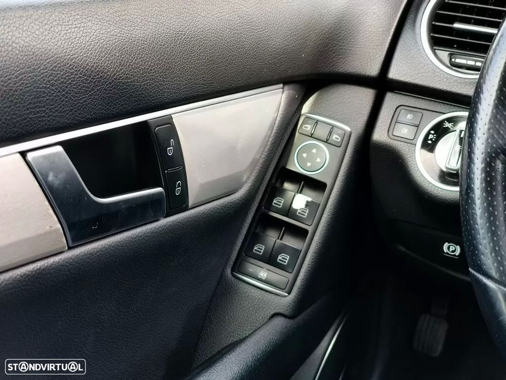 Mercedes-Benz C 200 CDi Avantgarde BlueEfficiency - 30