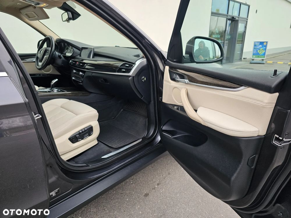 BMW X5 xDrive40d - 13