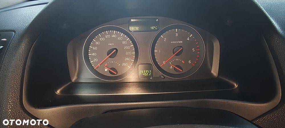 Volvo V50 - 6