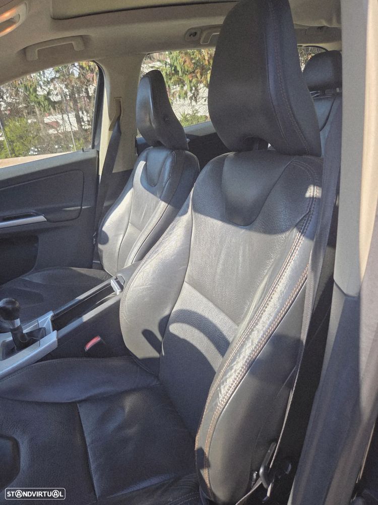 Volvo XC 60 2.0 D3 Drive Momentum Start/Stop - 9