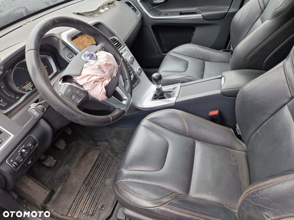 Volvo XC 60 D4 AWD Summum - 22