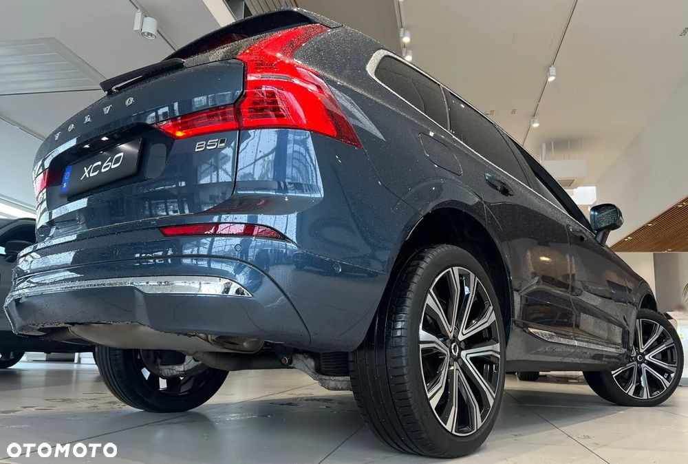 Volvo XC 60 B5 D AWD Geartronic Inscription - 4