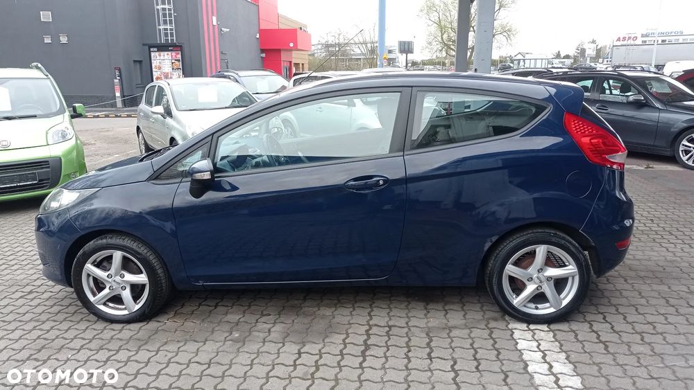 Ford Fiesta 1.25 Celebration - 8