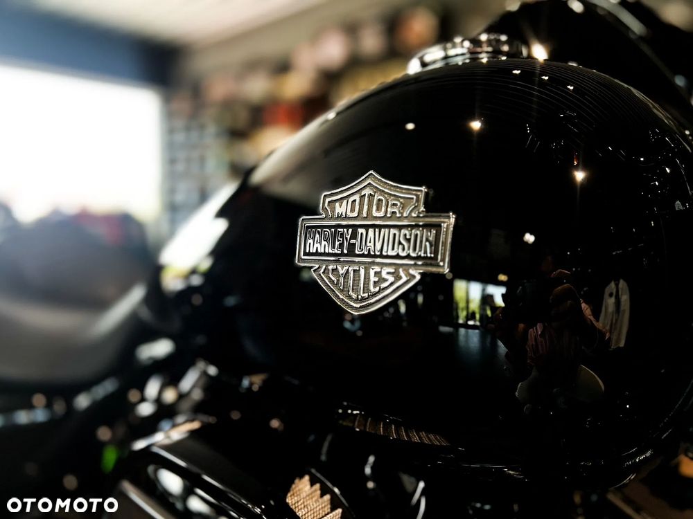 Harley-Davidson Touring Road King - 4
