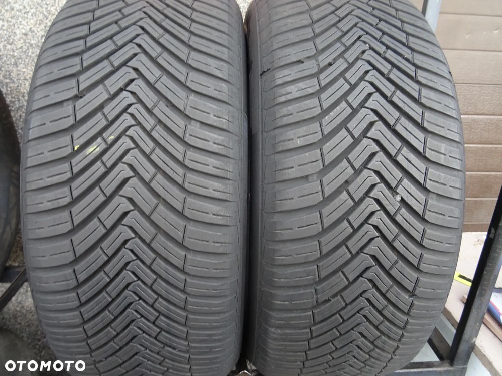 225/55/R17 101V Continental All Season Contact - 1