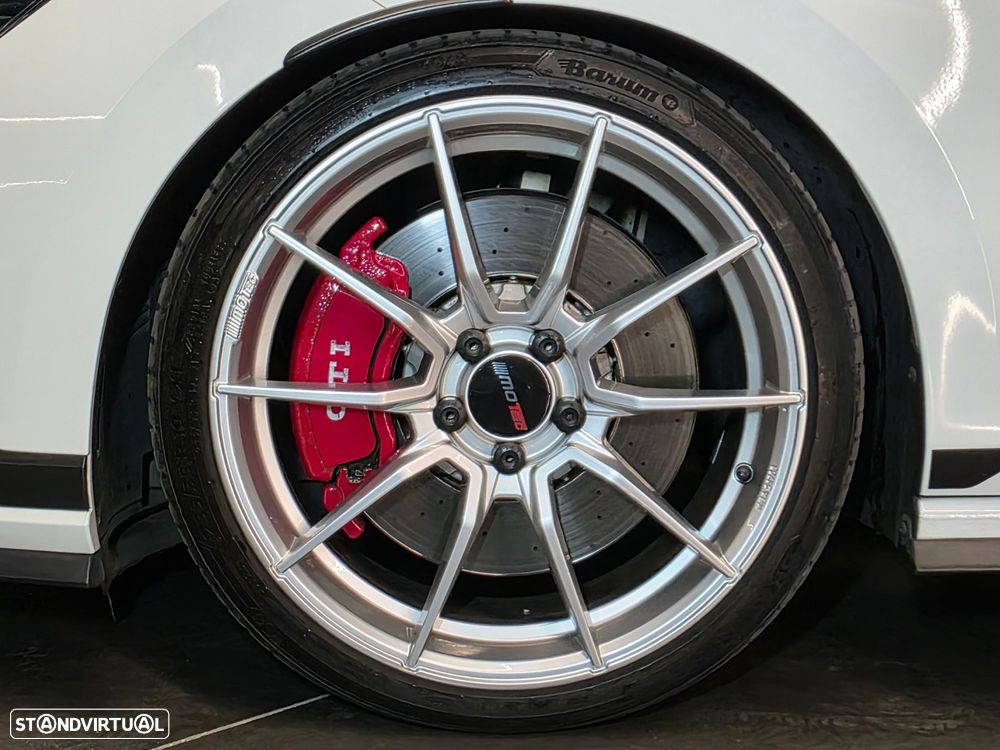 VW Golf 2.0 TSI GTI Clubsport DSG - 15