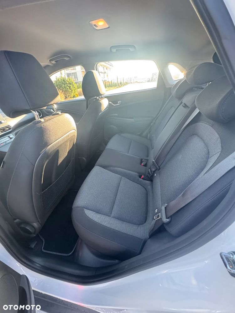 Hyundai Kona 39kWh Modern - 8