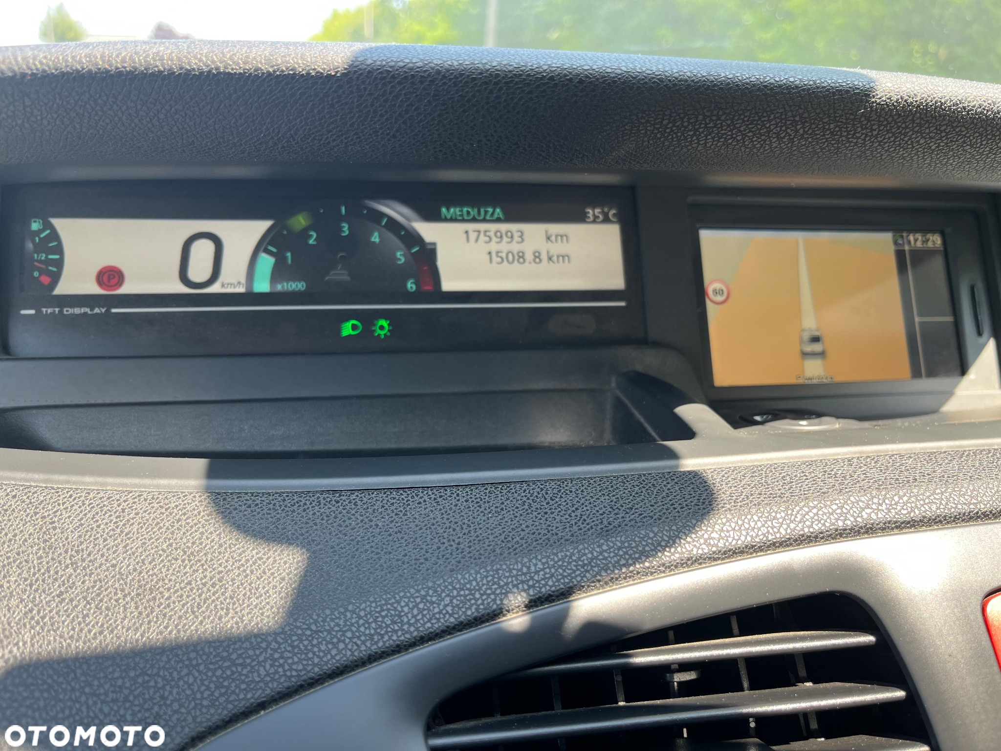 Renault Scenic ENERGY dCi 110 EXPERIENCE - 16