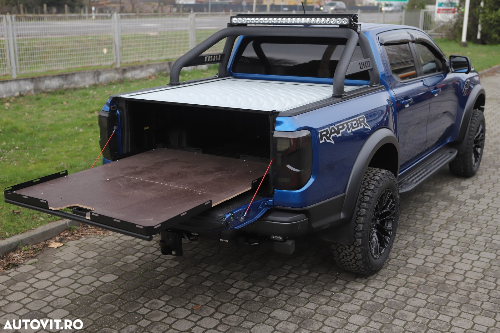 Ford Raptor - 16