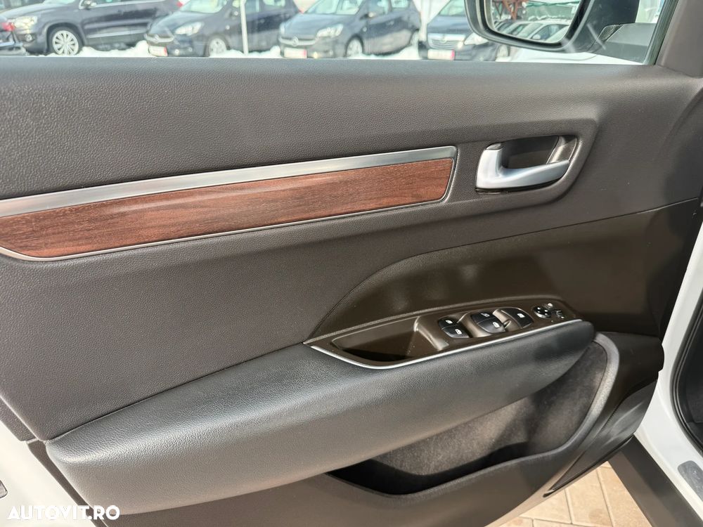 Renault Koleos - 12