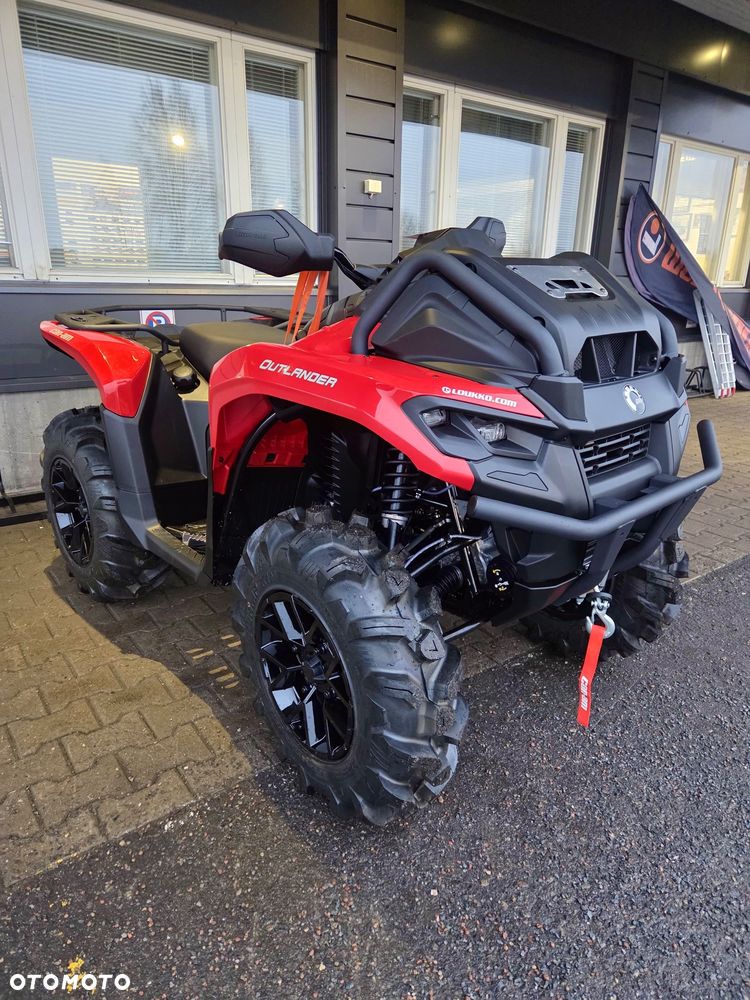 Can-Am Outlander - 2