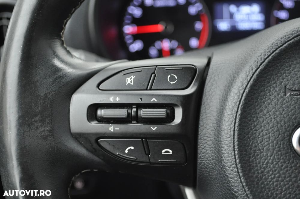 Kia Picanto 1.0 MPI Trend - 31