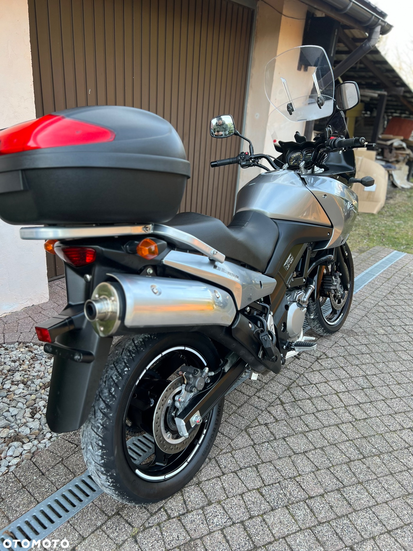 Suzuki DL - 3