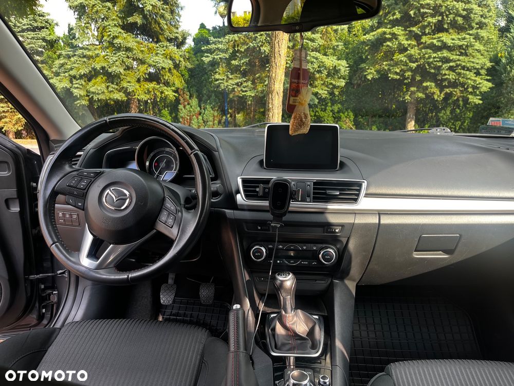 Mazda 3 - 5