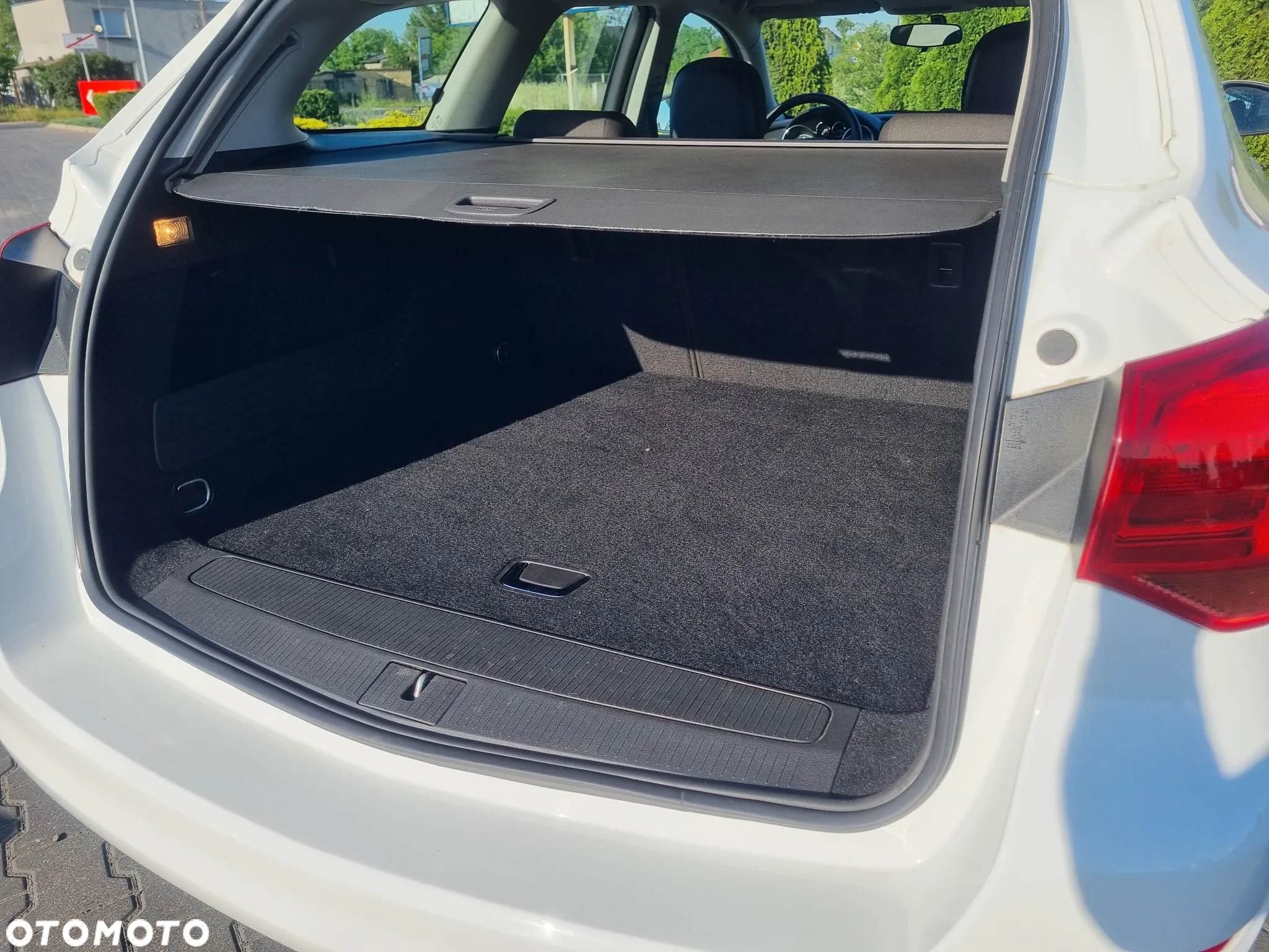 Opel Astra 1.7 CDTI DPF Sports Tourer Exklusiv - 21