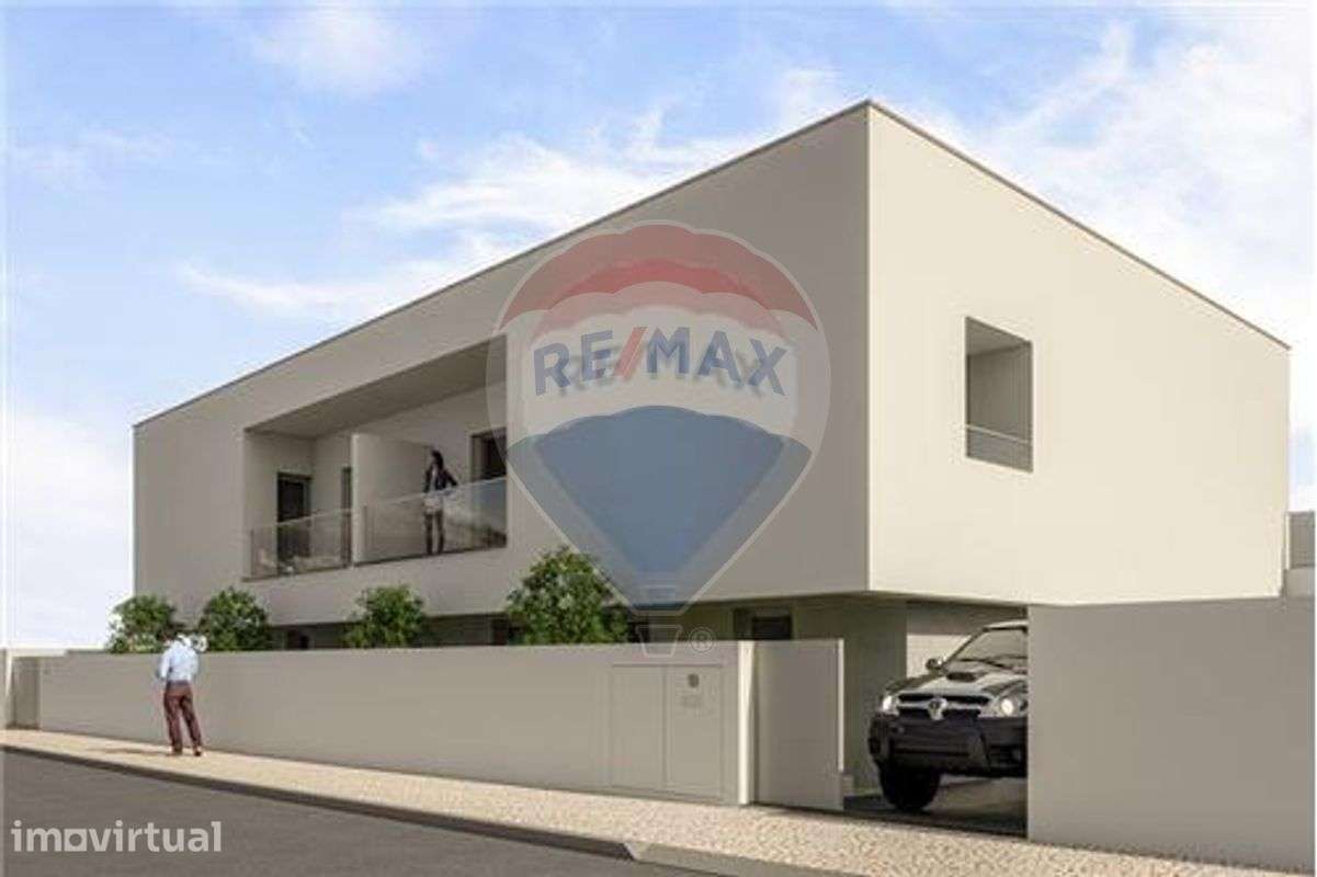 LOTE DE TERRENO COM PROJECTO APROVADO - ÉVORA - Grande imagem: 2/2