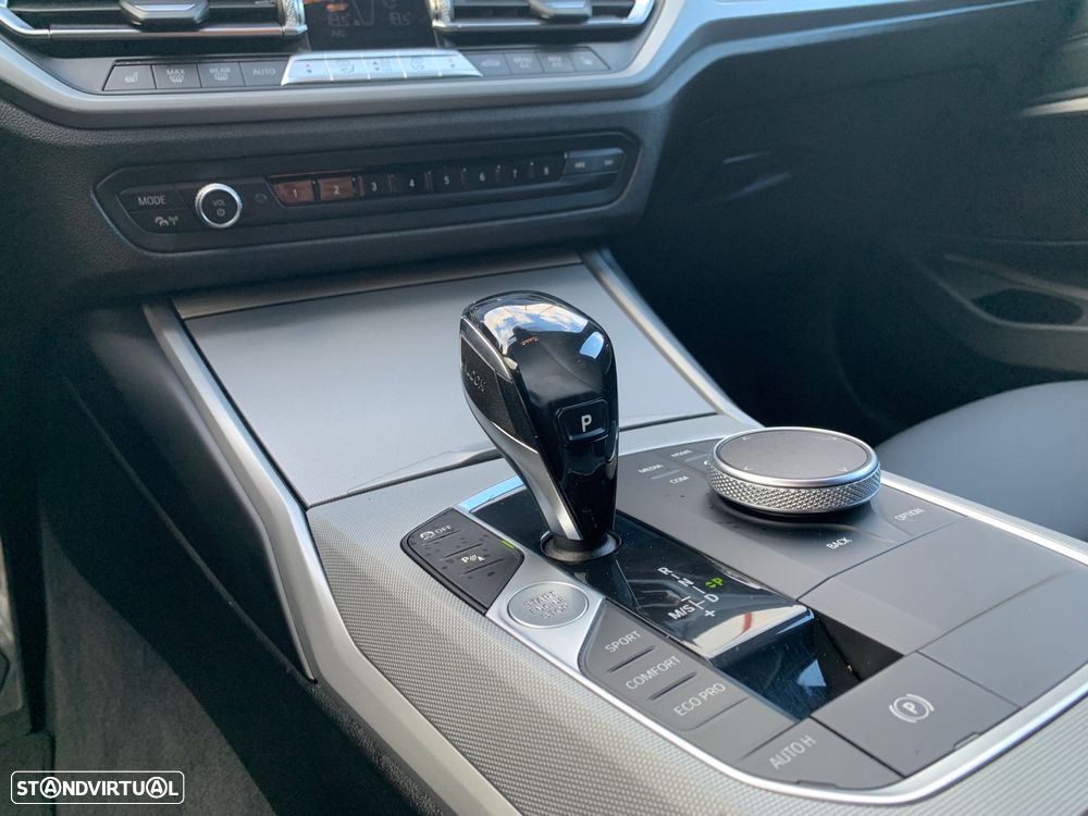 BMW 320 d Pack M Shadow Auto - 40